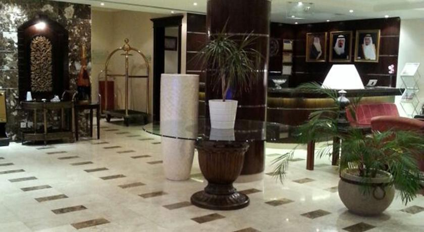 APARTMENT near GULF DELMON