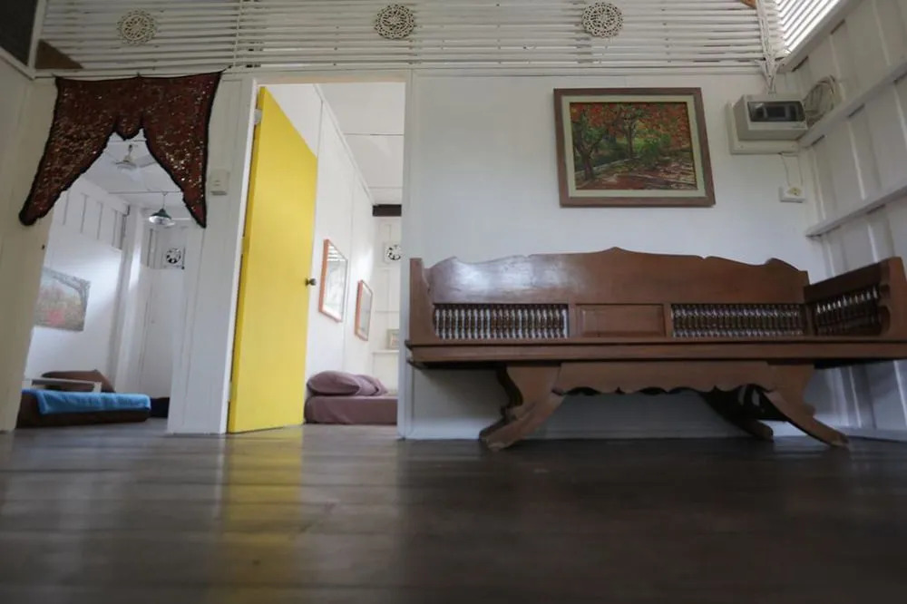 Maroom Art Hostel