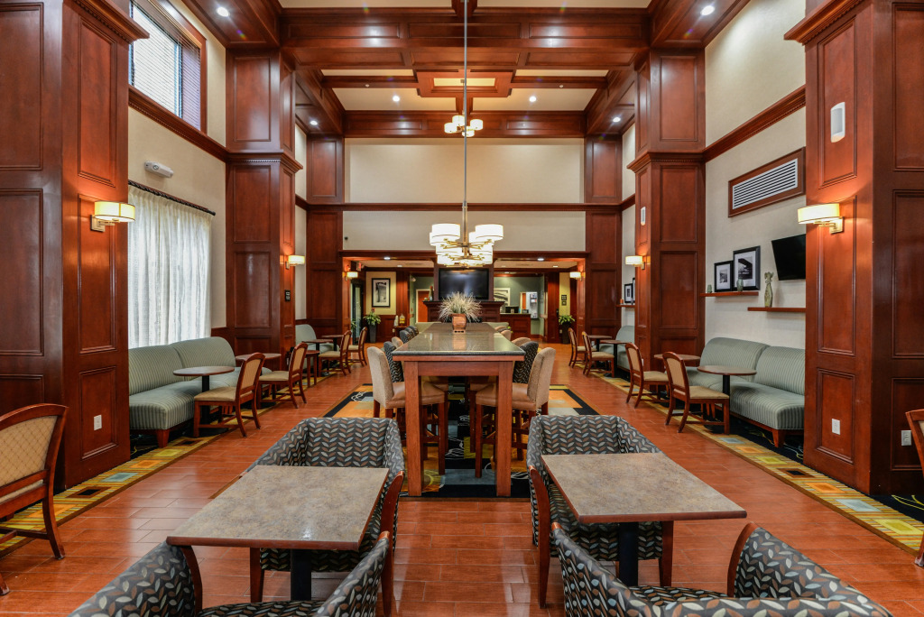 Hampton Inn & Suites Detroit/Chesterfield