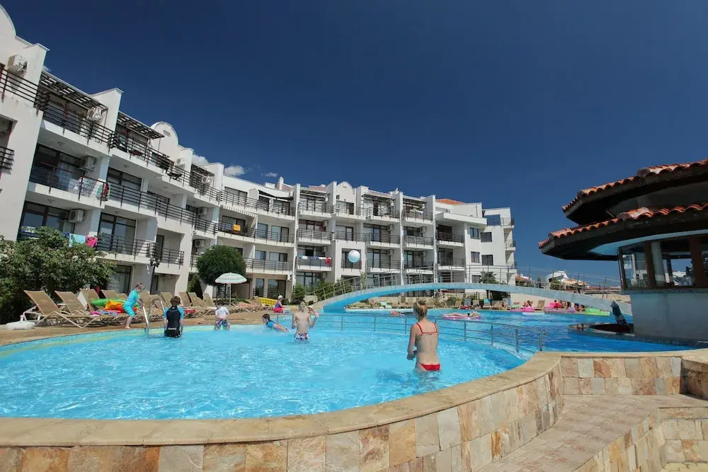 Diamond Apartments
