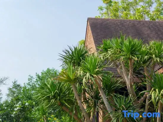 THAN Getaway Cottage: Private Lake, Pakchong, 2-8+