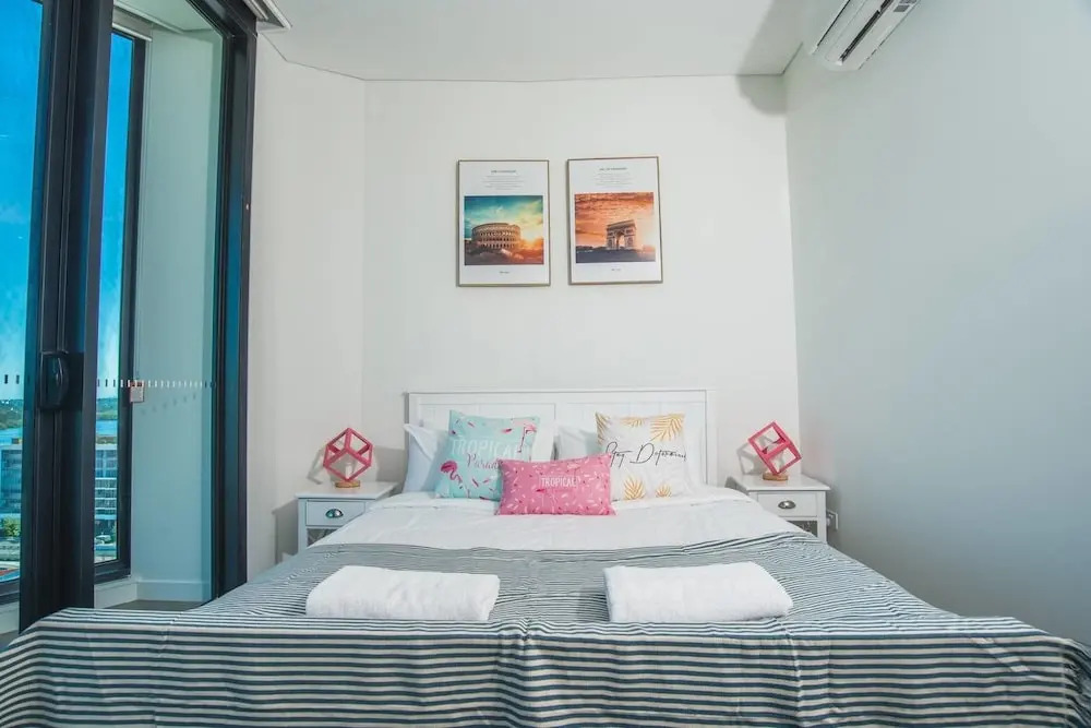 Stunning Waterview Stylish Waterfront Apt In Wwp