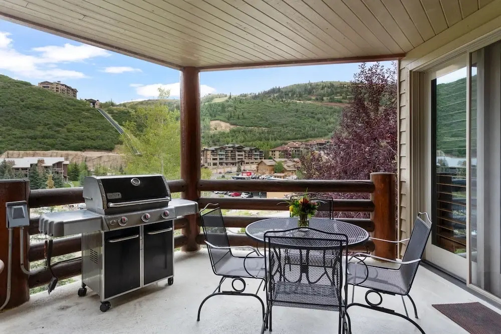 Trail's End Lodge at Deer Valley Resort - Two Bedroom Residence with Den and Spa #202 2 Condo
