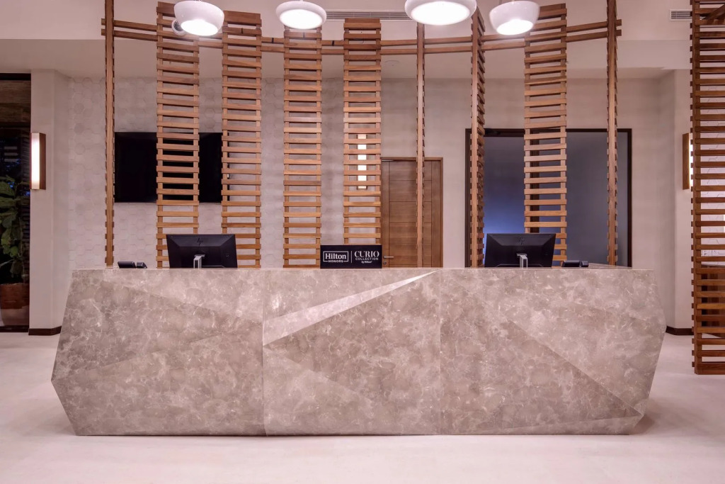 Botanika Osa Peninsula, Curio Collection By Hilton