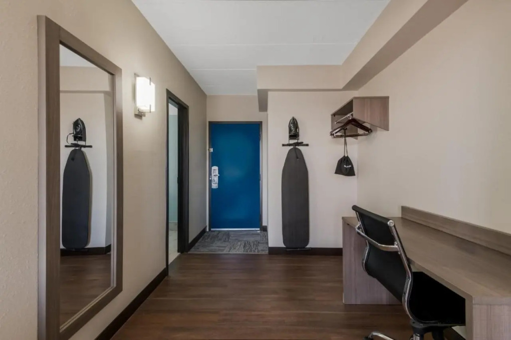 Red Roof Inn PLUS & Suites Virginia Beach - Seaside