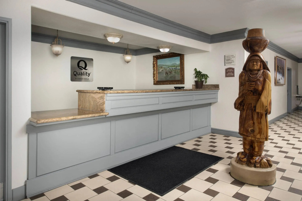 Quality Inn & Suites Gallup I-40 Exit 20