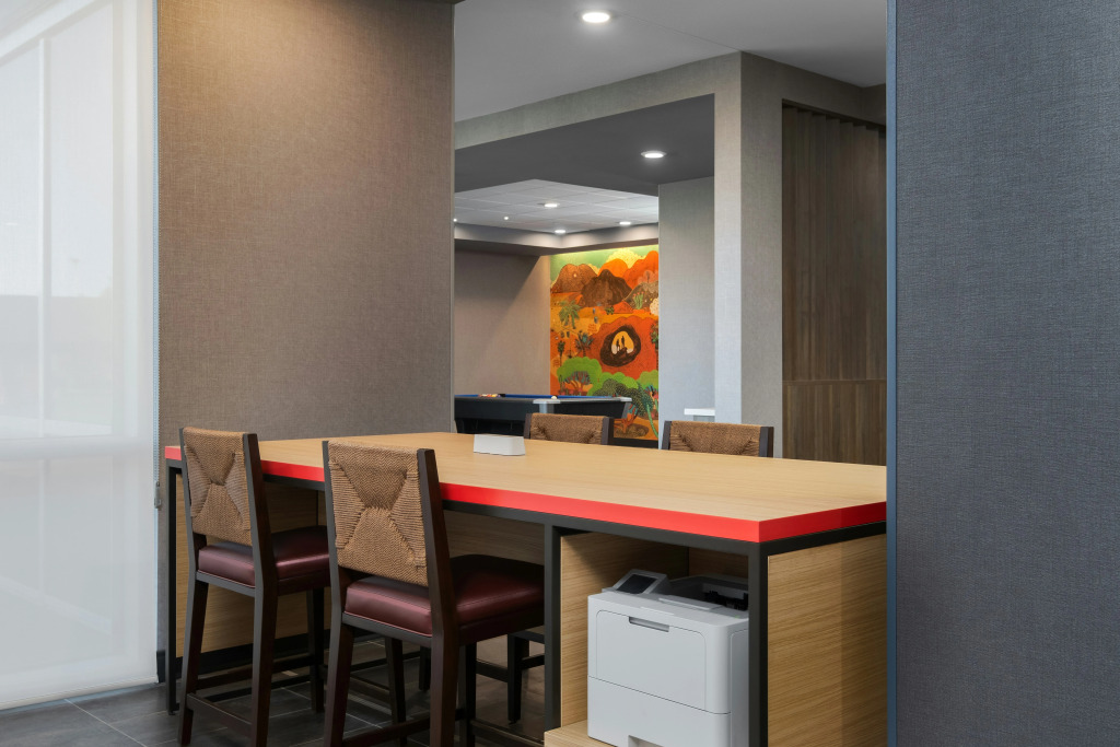 Tru By Hilton Phoenix Midtown