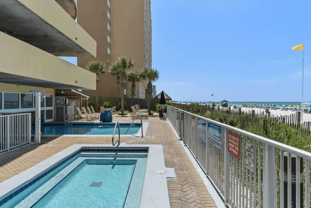 Emerald Isle 701 by Avantstay Gul Front Corner Unit 2 Pools