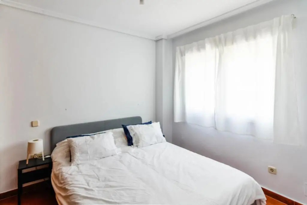 ¡Nuevo! Apartamento para 4 en playa de la Concha en Suances
