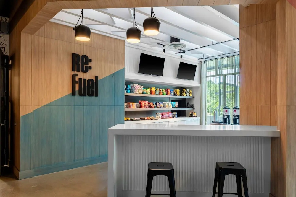 Aloft by Marriott Nashville Airport