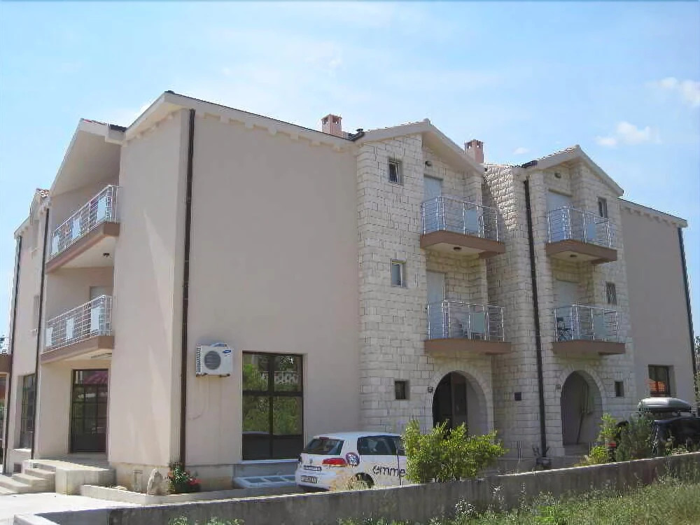 Apartments Dalmatino