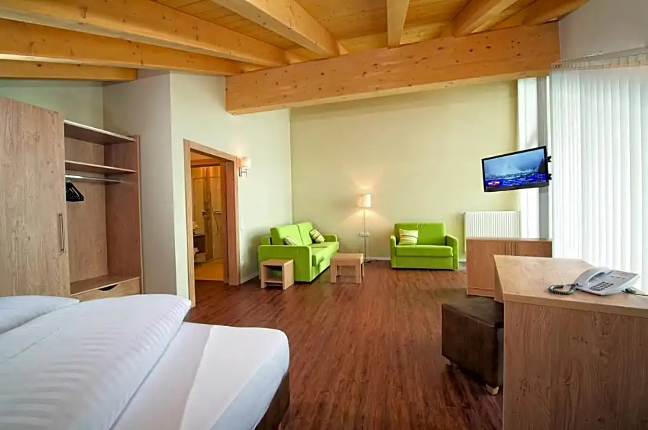 Hotel ALPINA