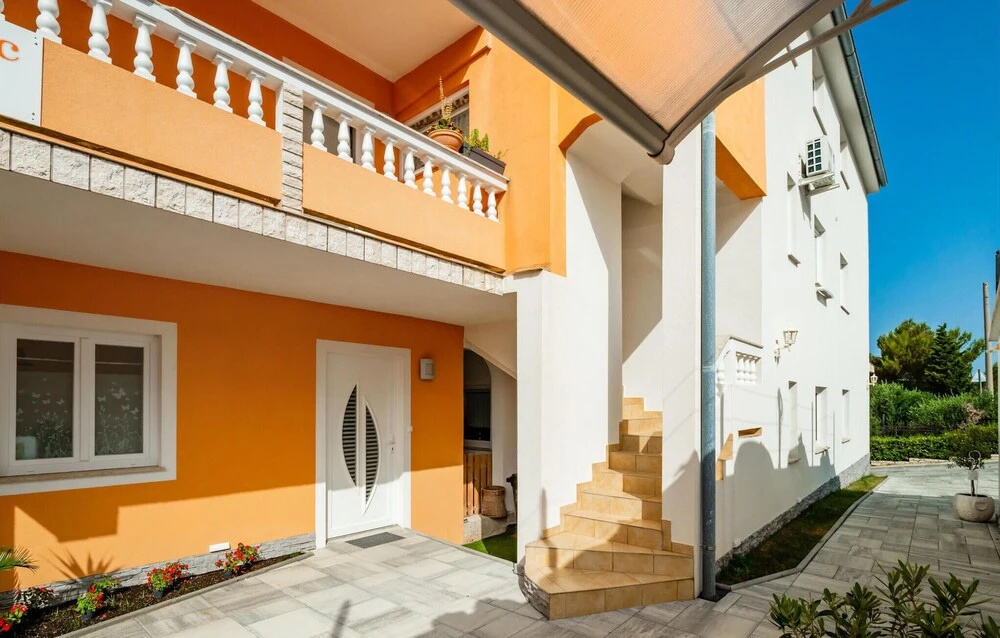 Amazing Apartment in Barbat na Rabu With Wifi and 2 Bedrooms