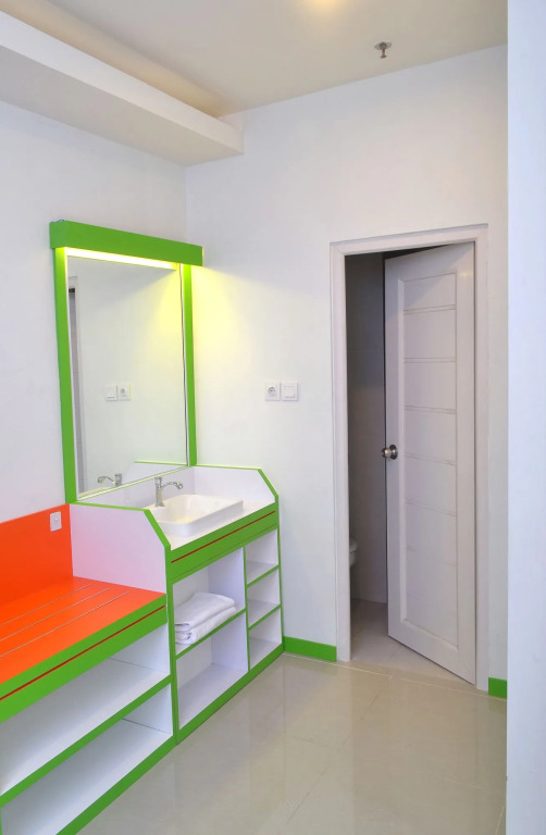 Titanium Express HomTel