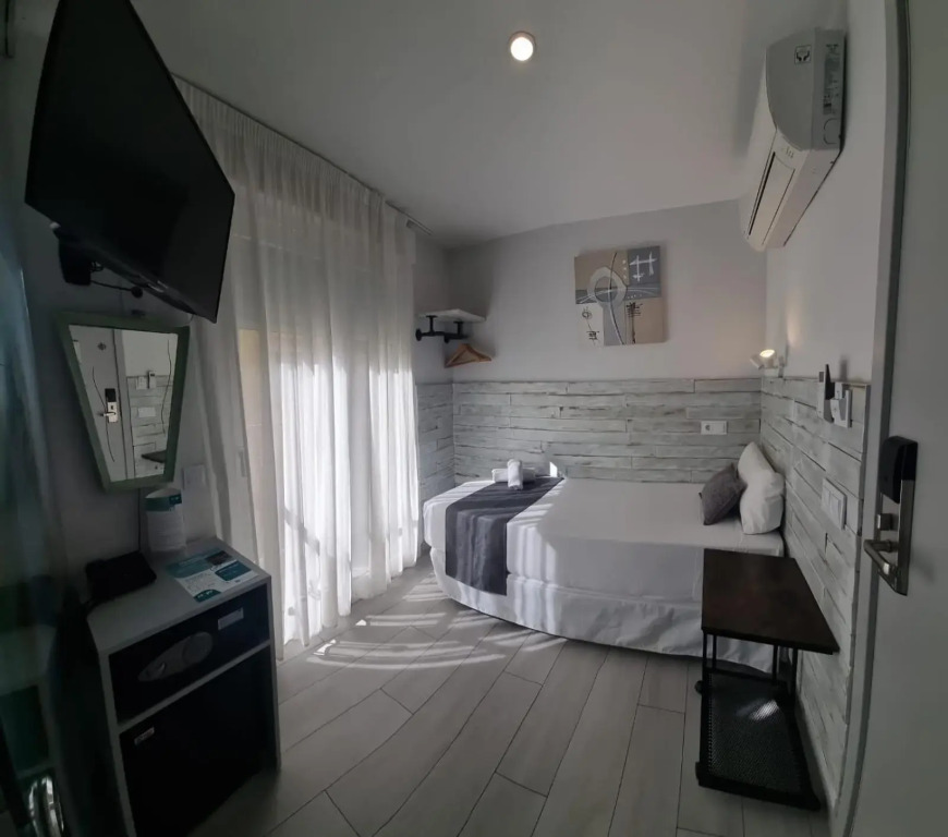 Hotel Clopy Rocamar
