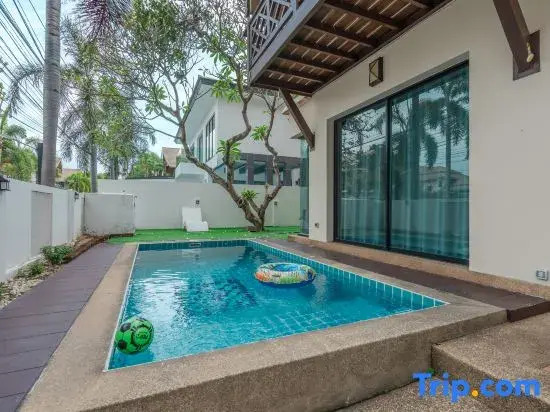 Thai Home INS-style pool Villa 3BR near Hollywood