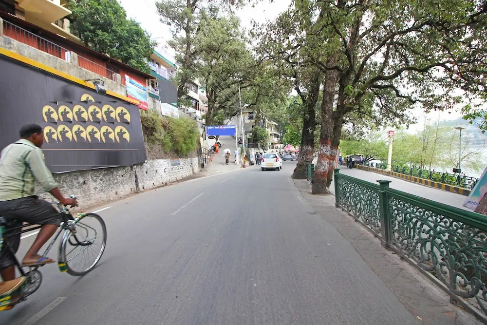 OYO 4111 Hotel Shivraj