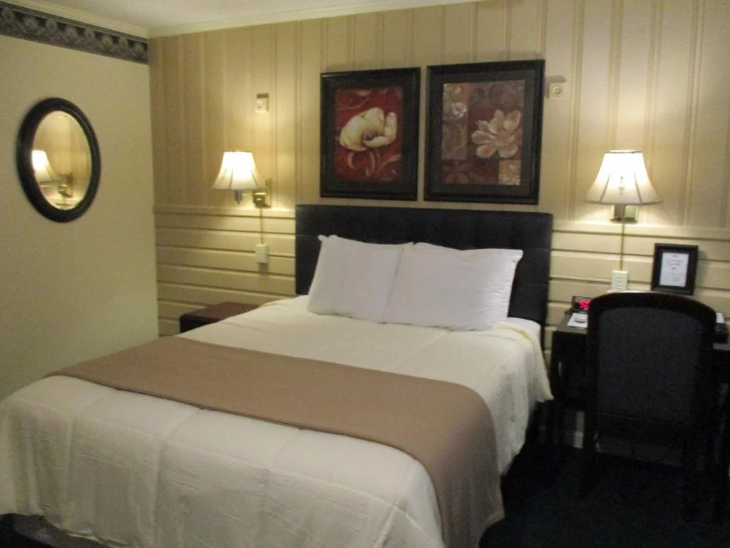 Amherst Inn - Virginia