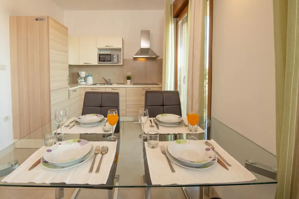 Apartments Oliva