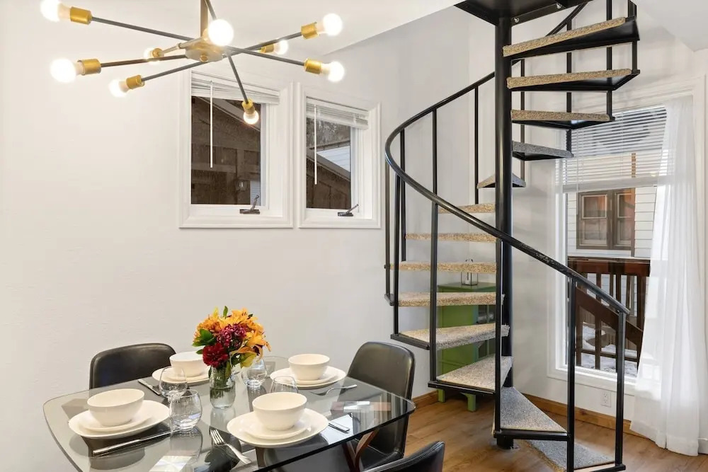 Comfort, Style, Short Walk To Town Park & Gondola 1 Bedroom Condo by RedAwning