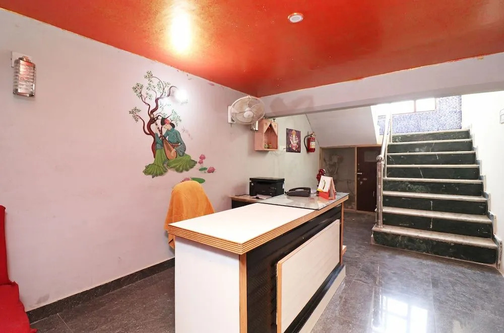 Harshit Paying Guest House