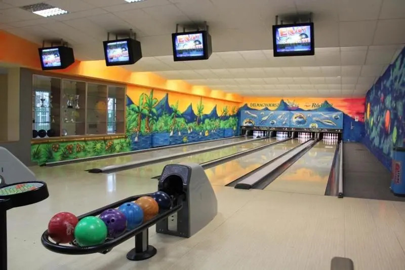 Teke Bowling Centrum és Sport Panzió