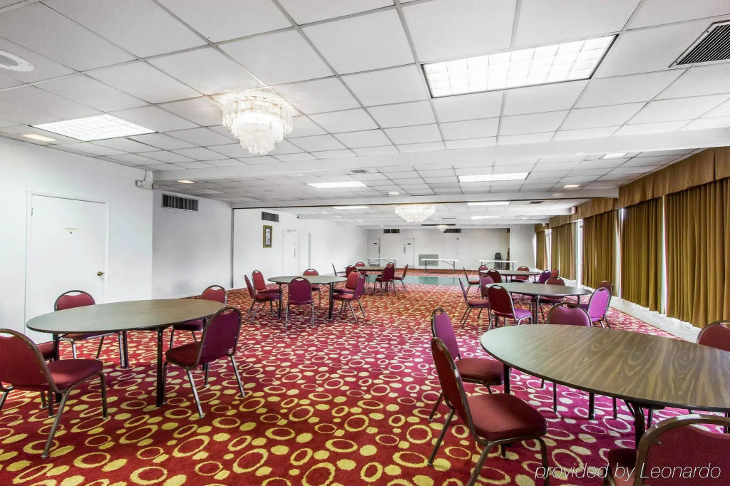 Motel 6 Opelika AL