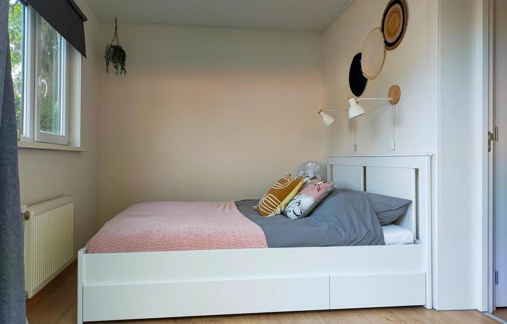 Lovely Home In Heinkenszand With Wifi