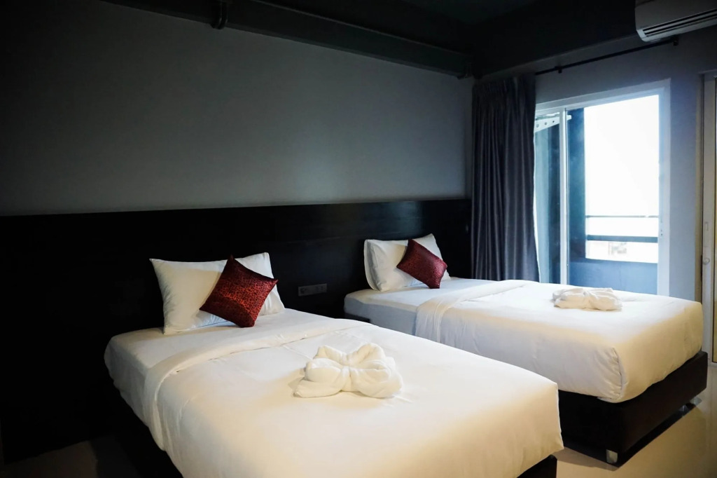 B-Black Hotel Chonburi
