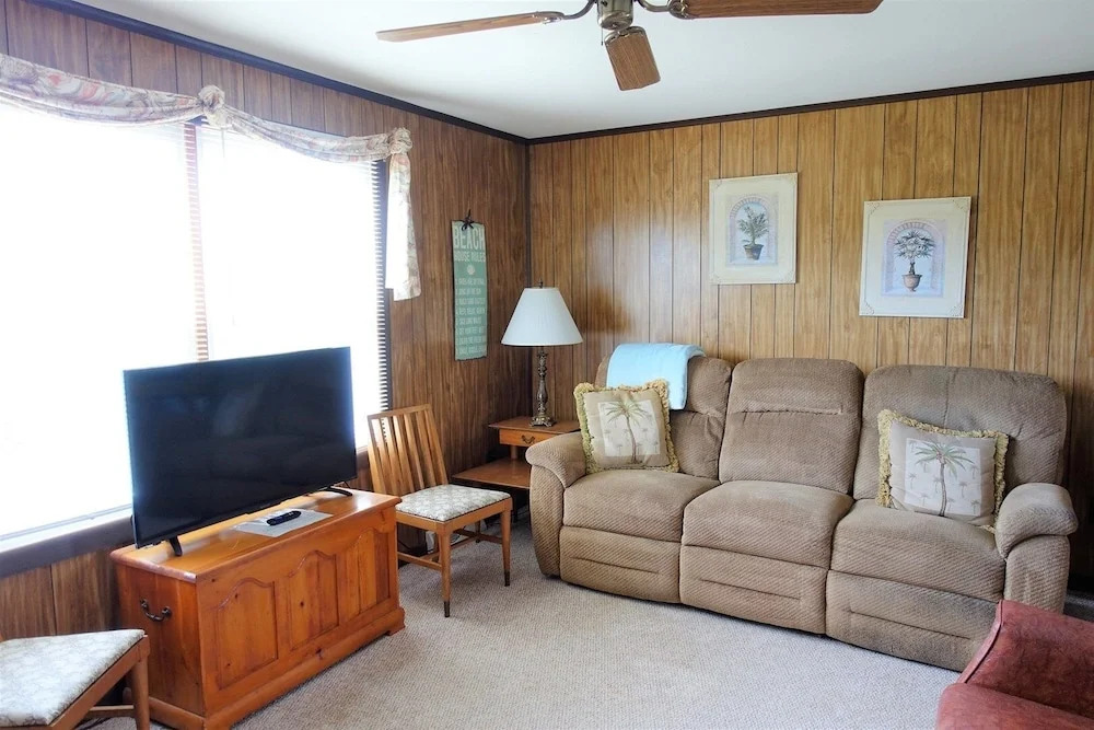 Floundering Around 3 Bedroom Cottage