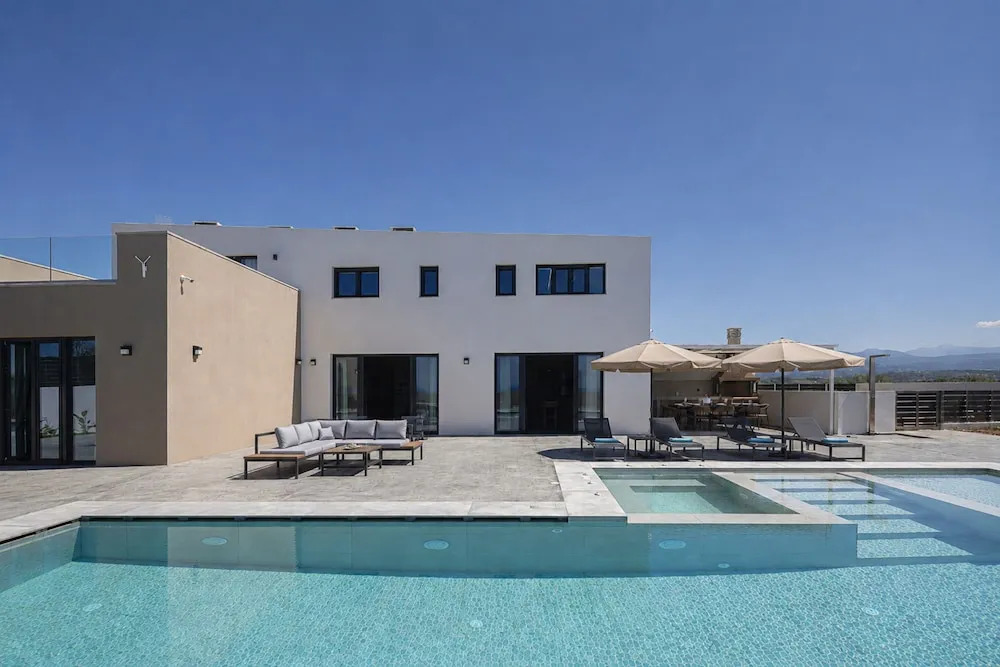 Elysioum Pearl Villas - With 2 Private Pools