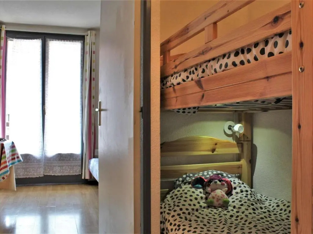 Appartement Risoul, 1 pièce, 4 personnes - FR-1-330-126
