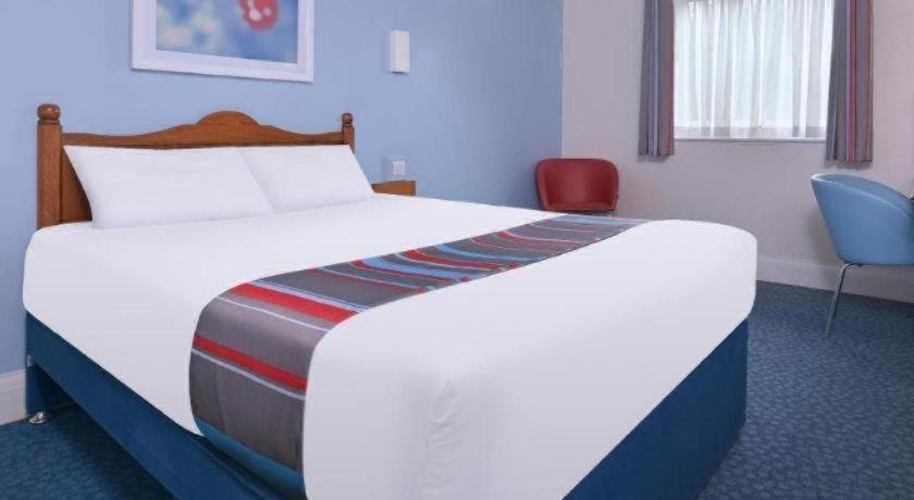 Travelodge Cardiff Airport