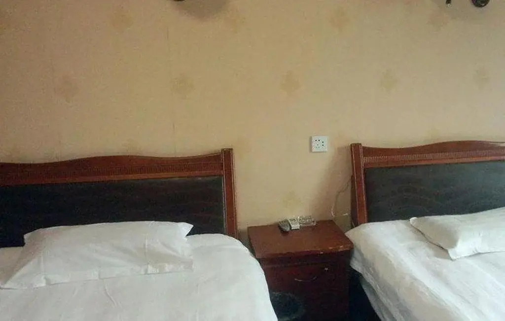 Shuangfeng Inn