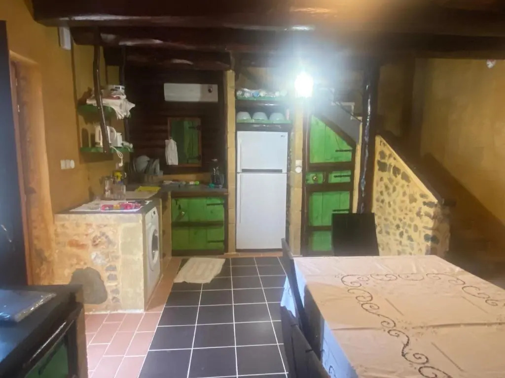 Ifigenia Lux MAISONETTE in oldtown and Villas in theriso vilage 14 km outside of chania
