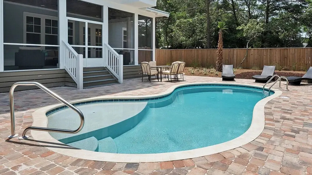Private Pool and Gulf Side in Seagrove + Beach Service