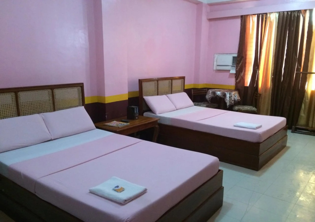Shemaja Inn