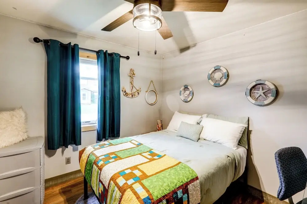 Walk to Dtwn: Dog-friendly Retreat in Fairbanks!