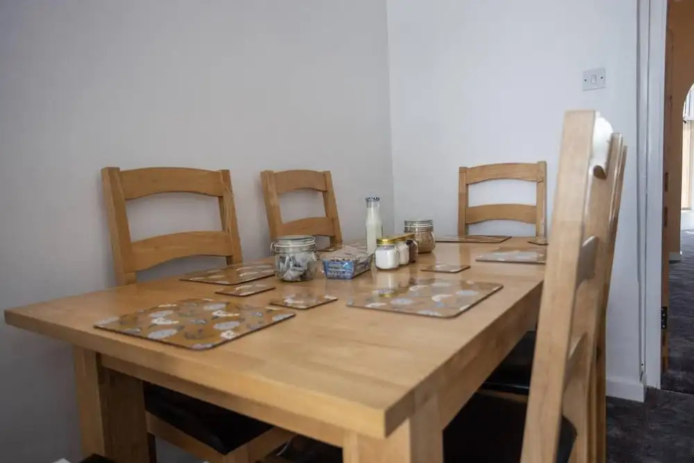 6 Guests-free Public Parking-5 Min to Beach