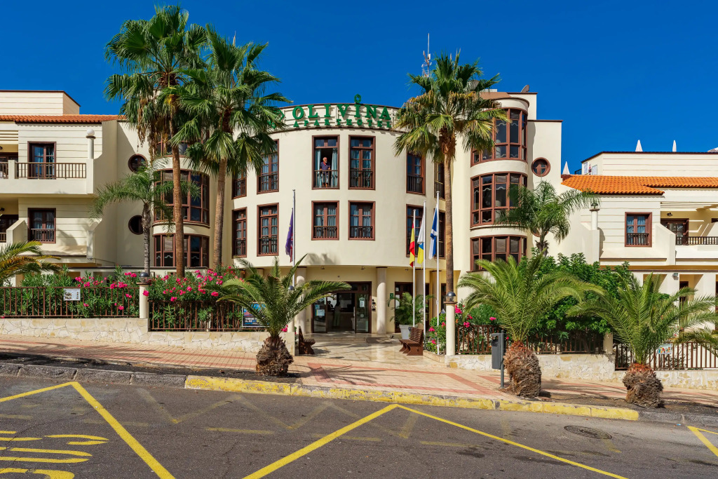Klayman Olivina Aparthotel