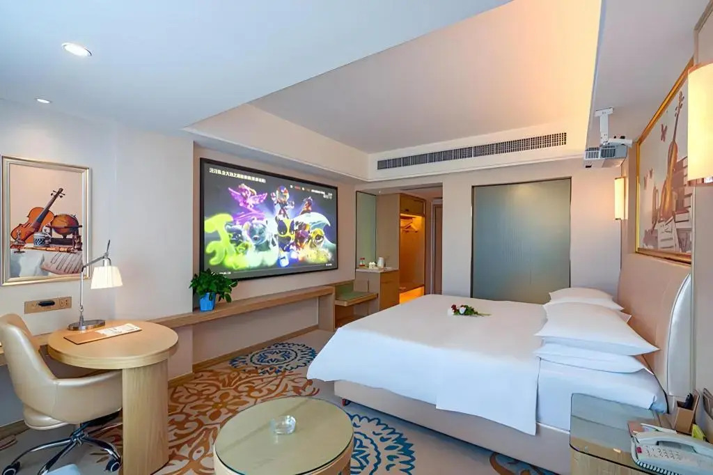 Vienna International Hotel (Urumqi International Airport)