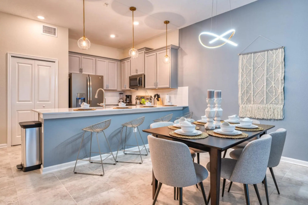 Super spacious apt in Champions Gate