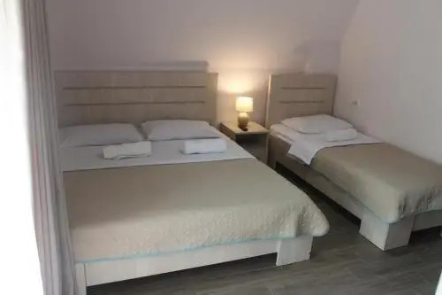Deluxe Guest House