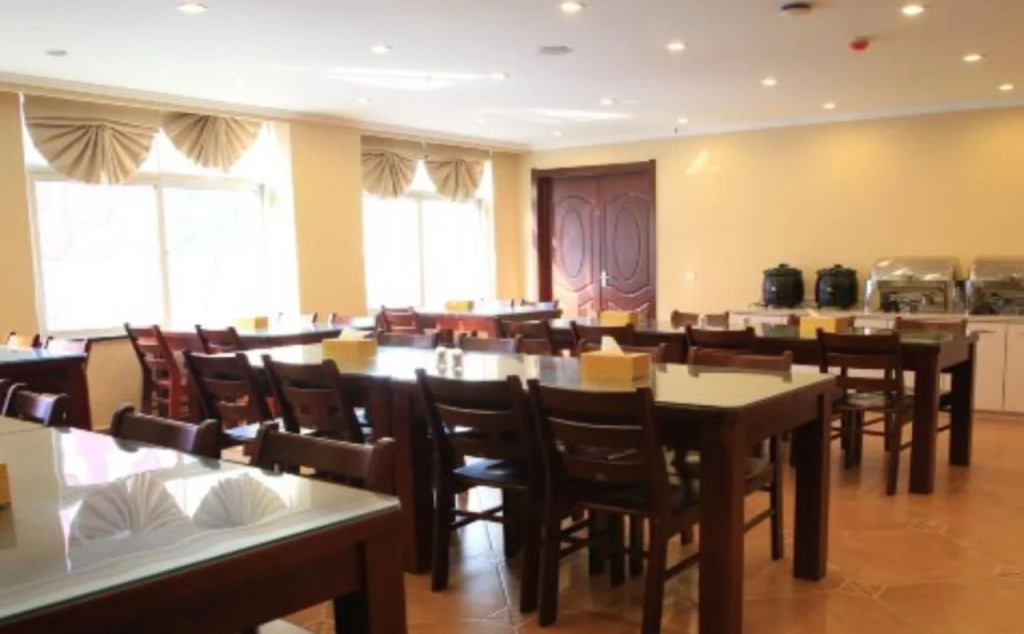 GreenTree Inn Xuzhou Suining Bayi Road Express Hotel