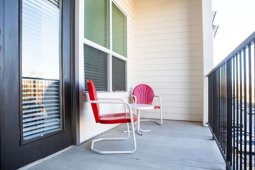 WanderJaunt -- Luxe East Austin Apartments