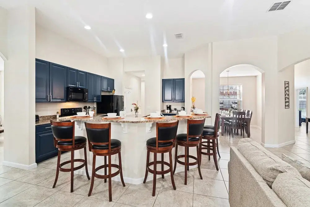 4096 Oaktree Drive