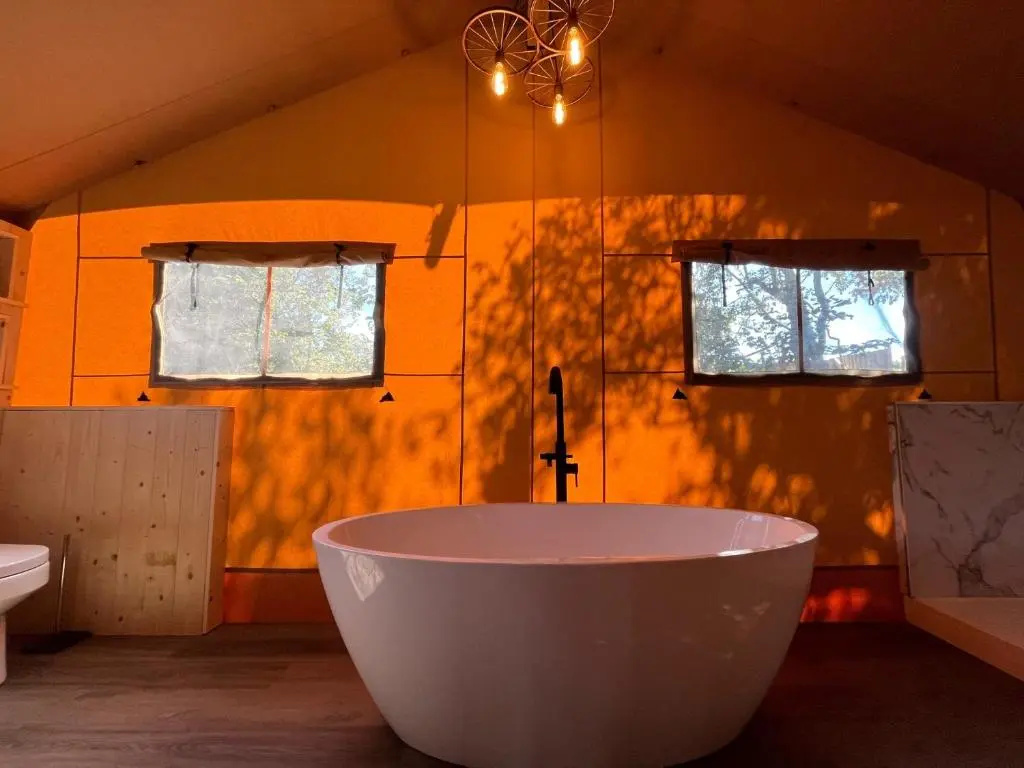 Aladdin Safari Tent