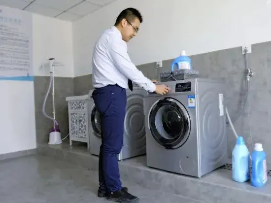 Tiangang Manfei Hotel (Ningbo Southern Business District Luomeng Universal City Store)