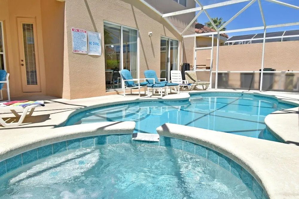 T812BD Morning Springs 4 Br villa by RedAwning