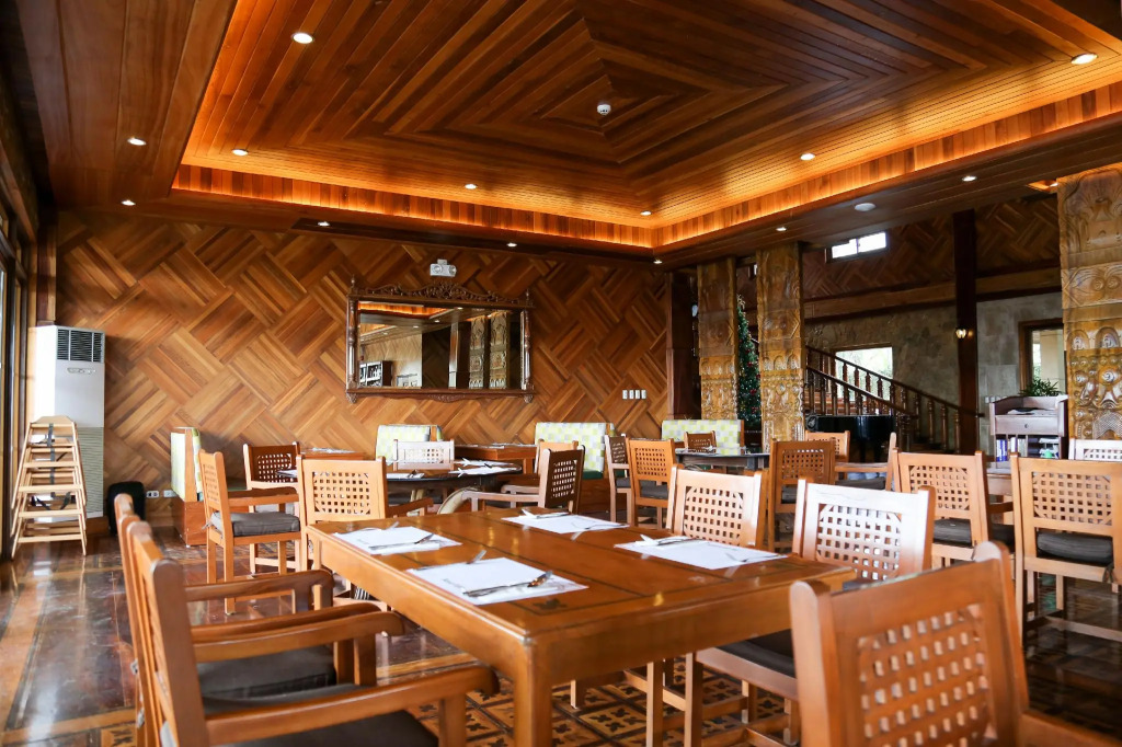 Alta D' Tagaytay Hotel